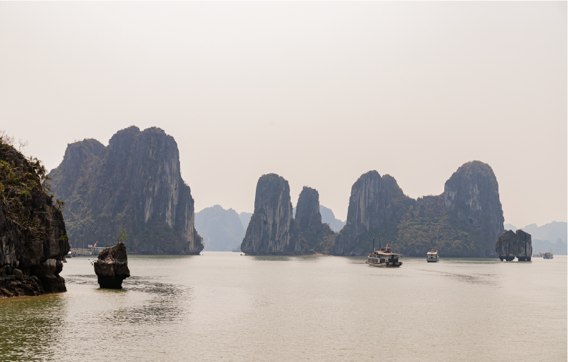 ハノイ観光スポット ハロン湾